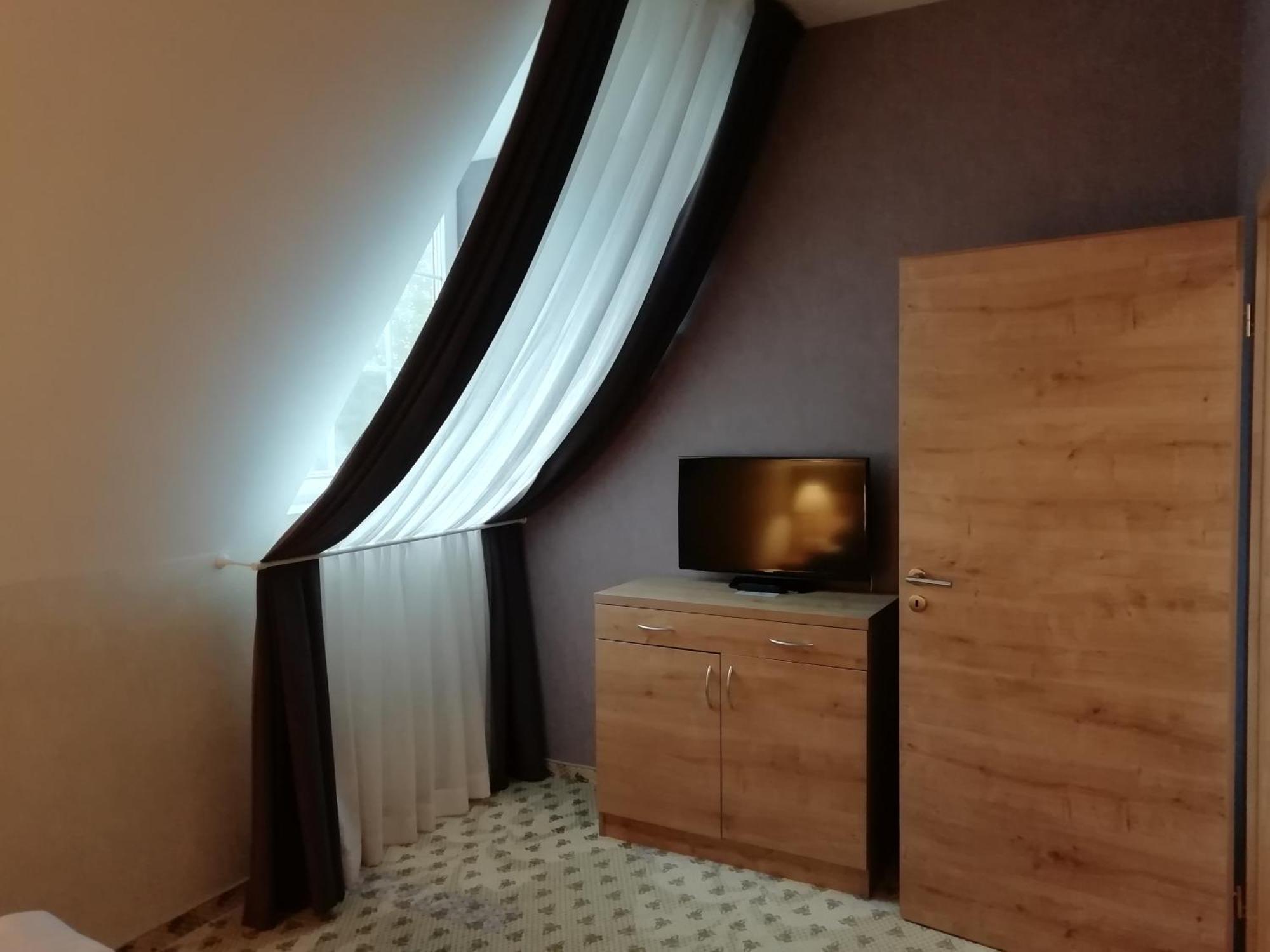 包贾尼库利亚酒店 Zalacsány 外观 照片