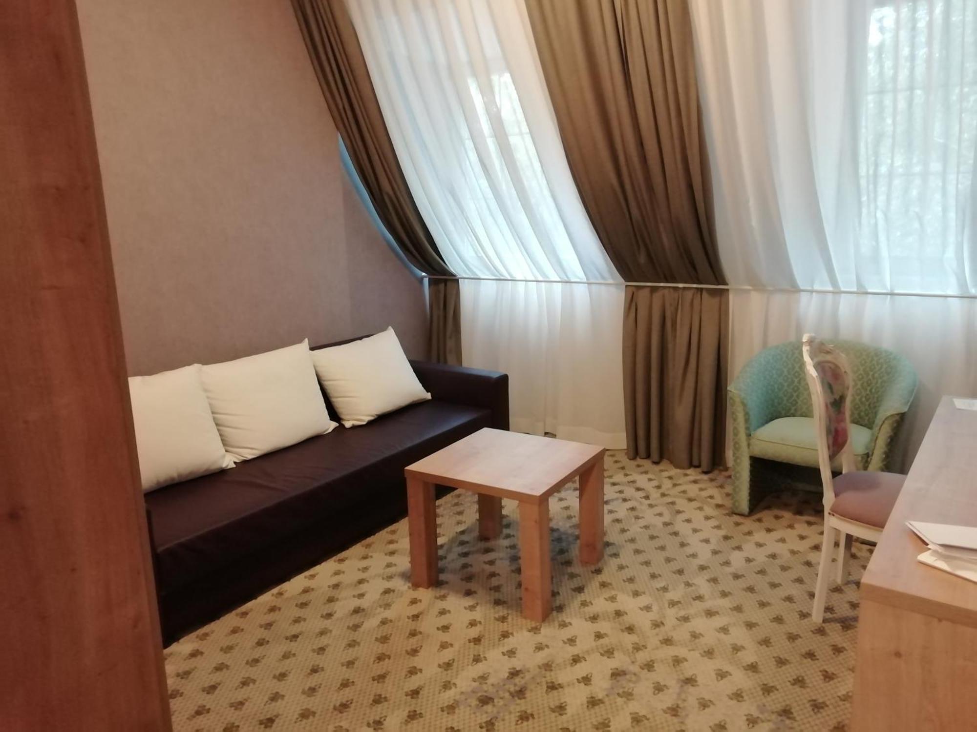 包贾尼库利亚酒店 Zalacsány 外观 照片